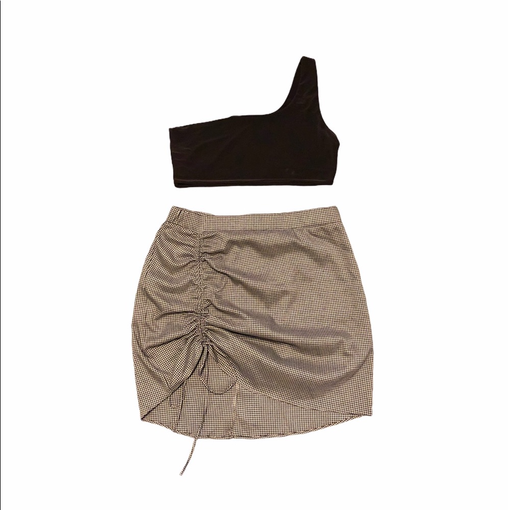 PrettyLittleThings One Shoulder Crop Top